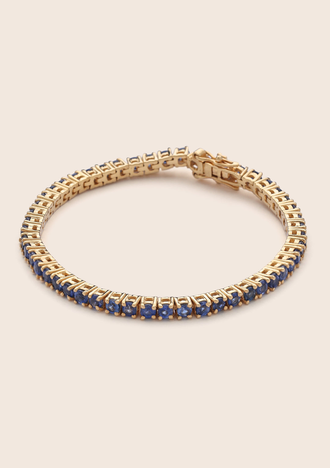 Humesha Tennis Bracelet