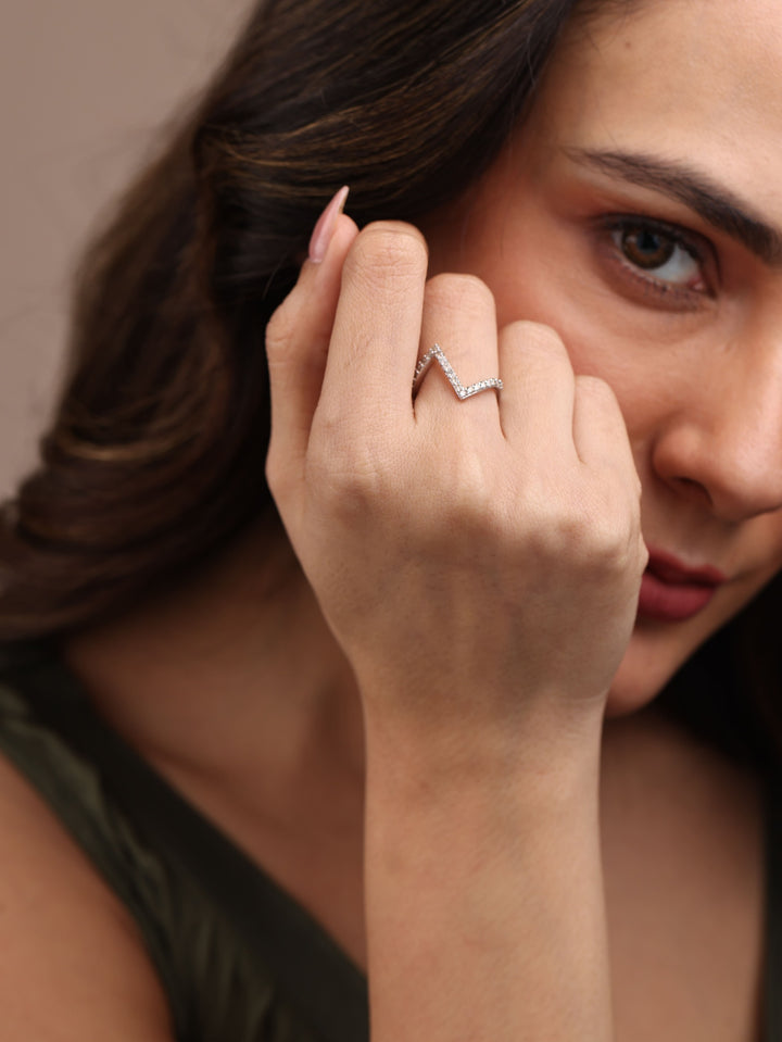 Humesha ZigZag Ring