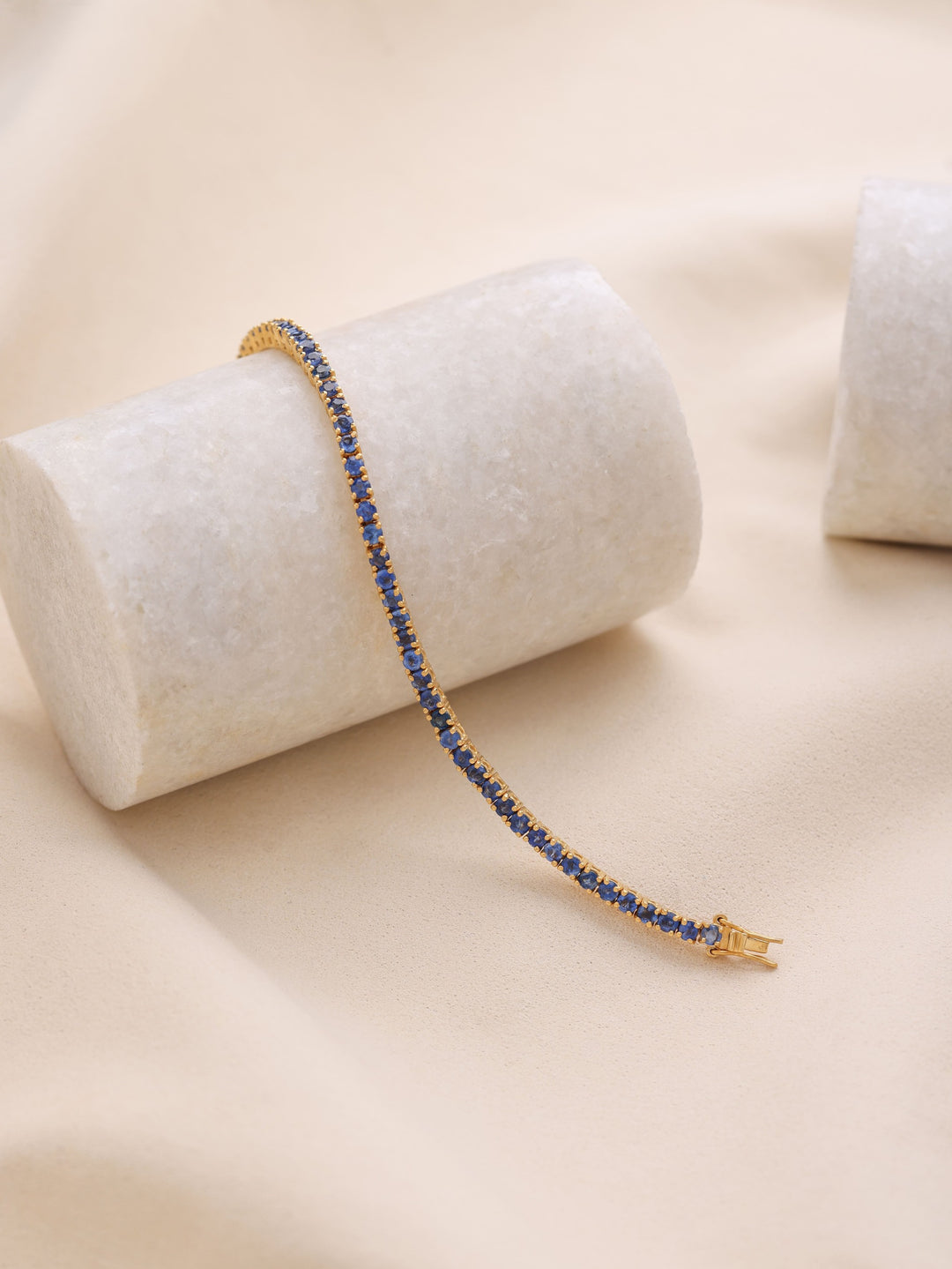 Humesha Tennis Bracelet