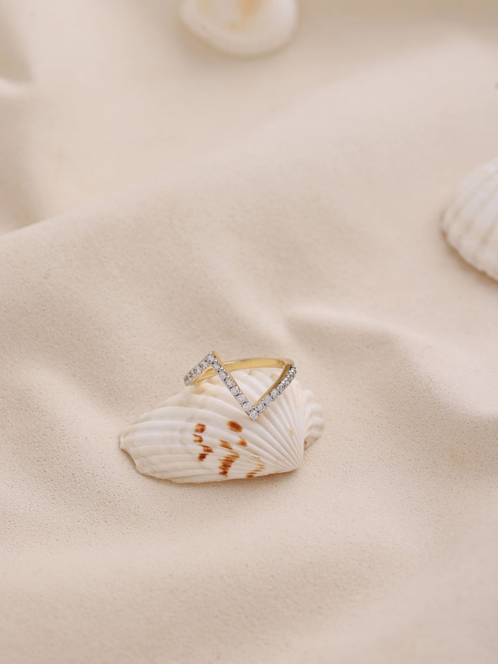 Humesha ZigZag Ring