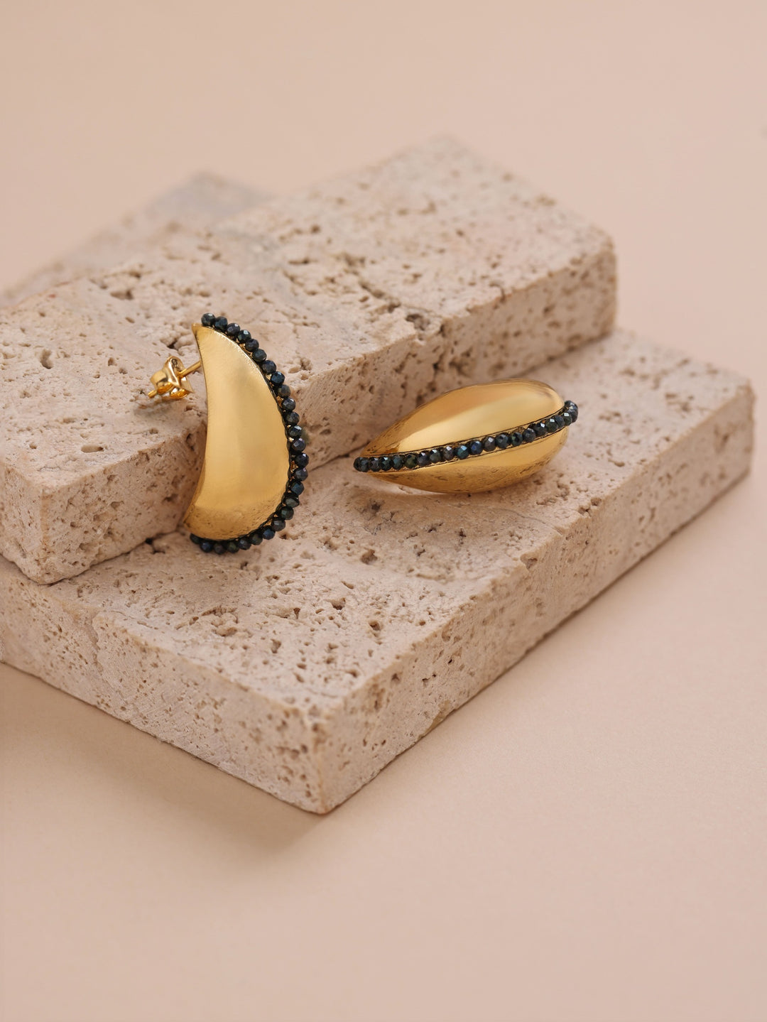 Aawari Dumpling Earrings